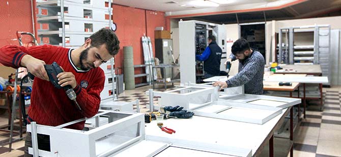 İSTİHDAM OFİSİ İŞ BULUYOR
