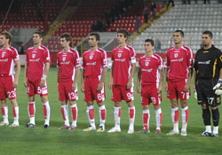 Saygı duruşlarında anılacak