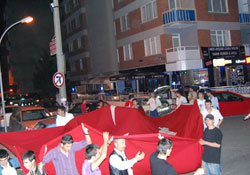 Şehitler için Saygı duruşu