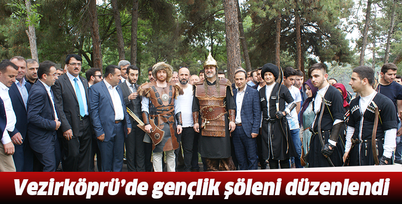 Vezirköprü'de gençlik şöleni düzenlendi