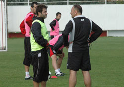 İdmanı yarıda bıraktı