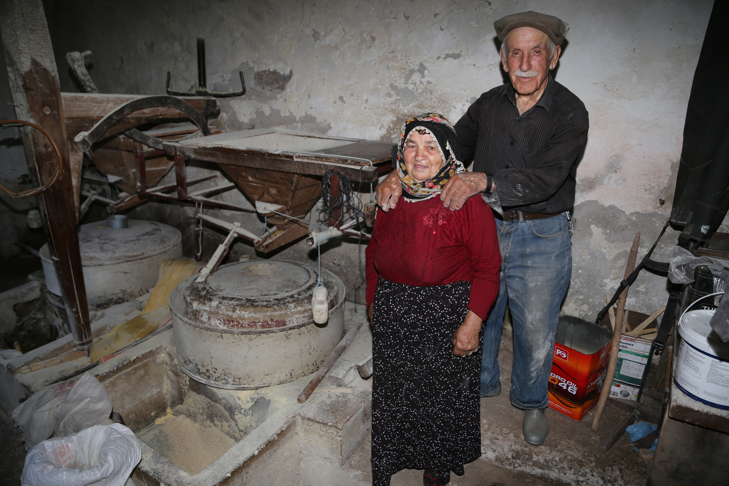 Tarihi değirmenin emektar çifti