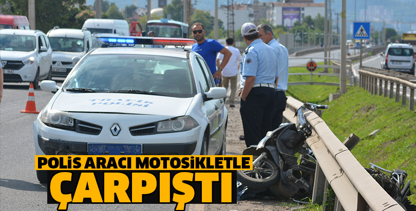 Kazaya giden polis aracı motosikletle çarpıştı