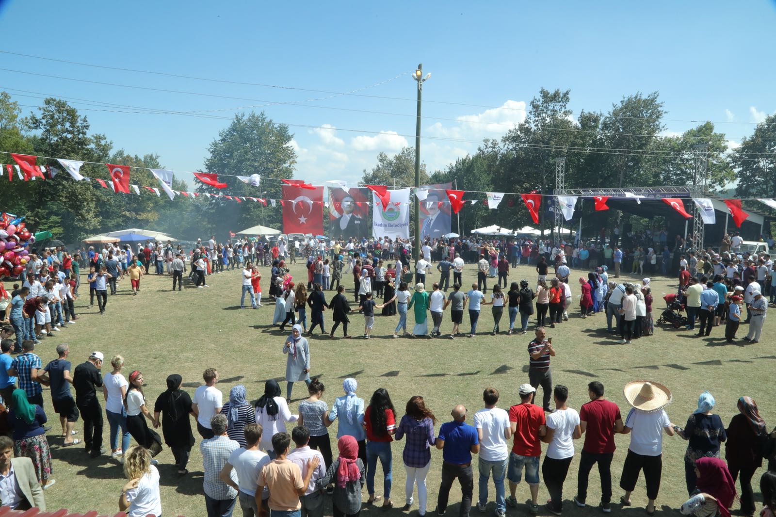 KADIRGA ŞENLİKLERİ COŞKUYLA GERÇEKLEŞTİ
