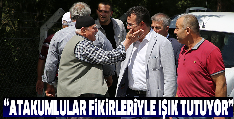 “Atakumlular fikirleriyle ışık tutuyor”