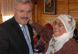 Gazi'den hizmet turu