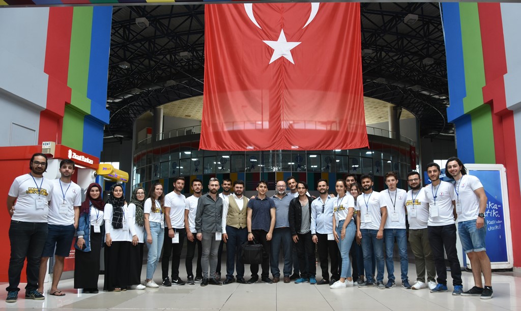 OMÜ’den Yeni Öğrencilere Sıcak Karşılama