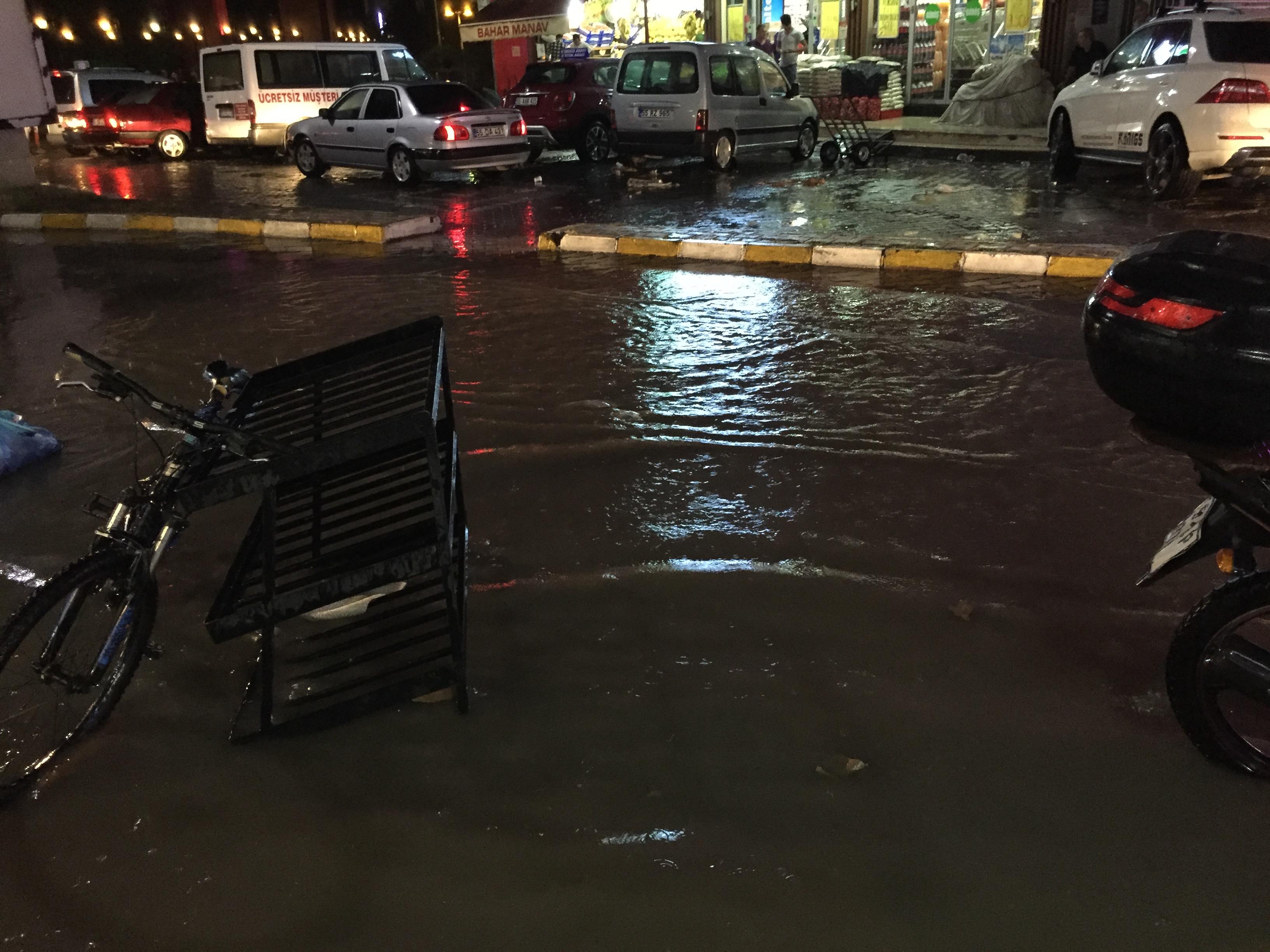 Samsun'da sağanak etkili oldu