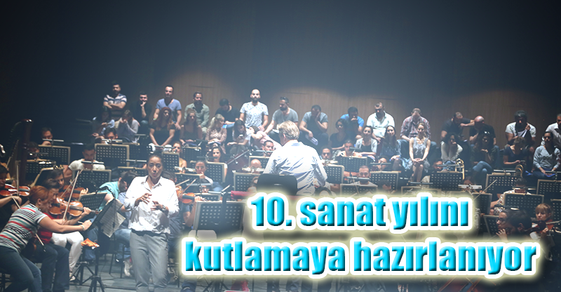 10. sanat yılını kutlamaya hazırlanıyor