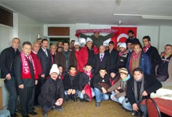 Taraftarın  sorunlarını dinledi