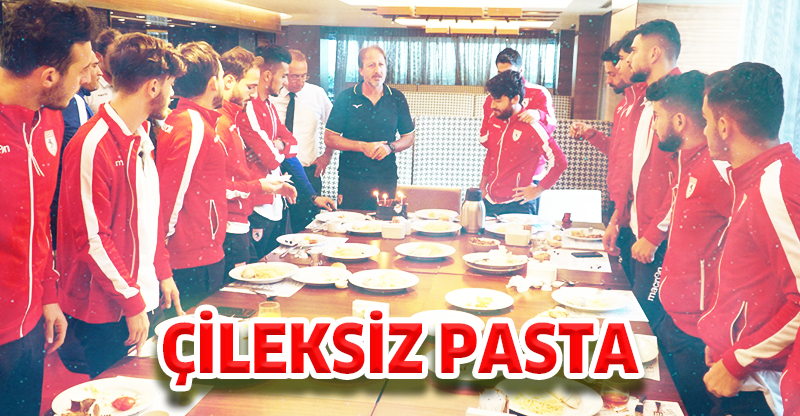 ÇİLEKSİZ PASTA