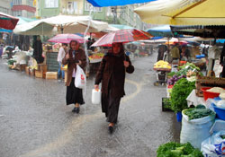 Yağmur olumsuz etkiledi