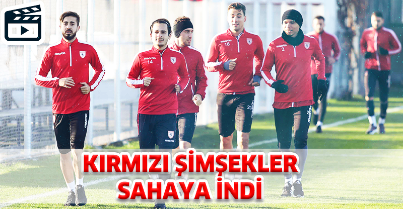 KIRMIZI ŞİMŞEKLER SAHAYA İNDİ