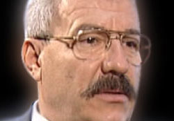 Şehitler için kamera önündeler