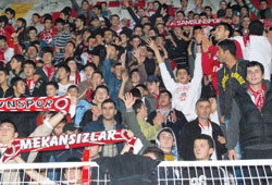 Taraftar rekoru kırıldı