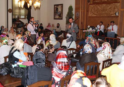 Hanımlar beş çayında buluştu