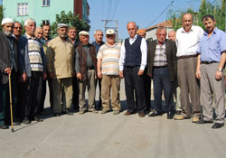 Asırlık nine yardım eli bekliyor