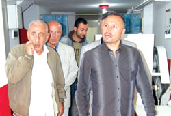 Gümüşdağ tesisleri gezdi