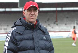 Kapucu'dan taraftara çağrı