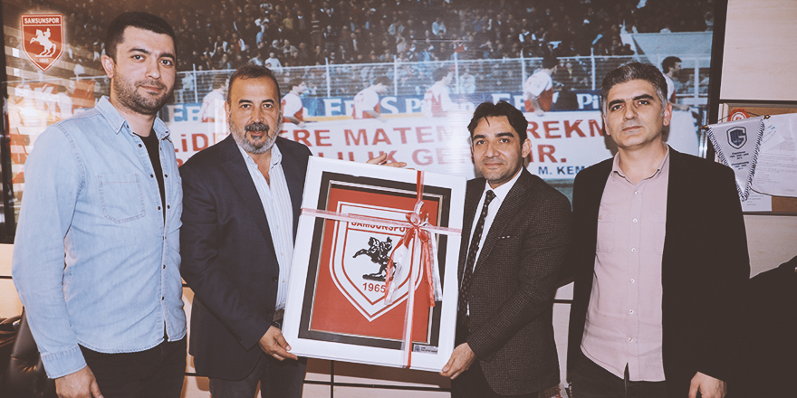 UYANIK'A 3 BOYUTLU SAMSUNSPOR TABLOSU