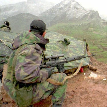 Hakkari'de çatışma: 5 şehit