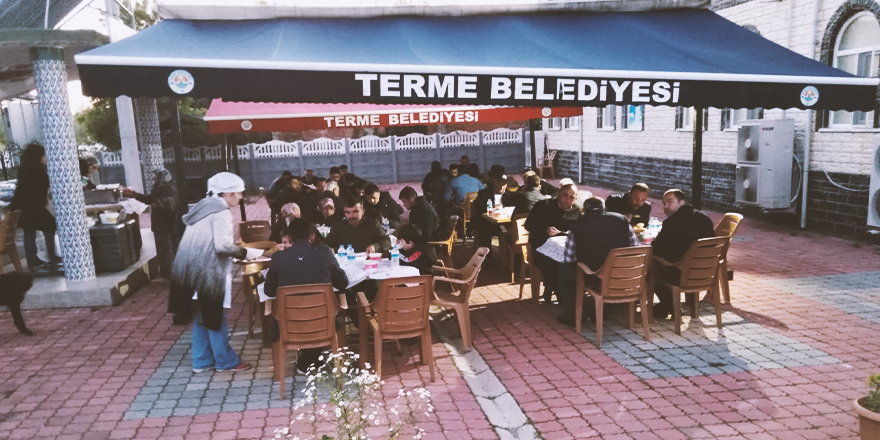 TERME'DE İFTAR ÇADIRI KURULDU