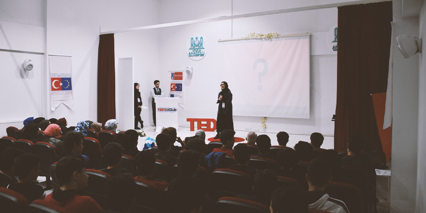 ATAKUM İHL ÖĞRENCİLERİ TED X PROGRAMI DÜZENLEDİ