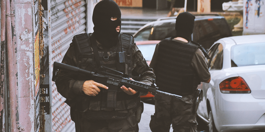 SAMSUN'DA ARANAN FİRARİ İSTANBUL'DA YAKALANDI