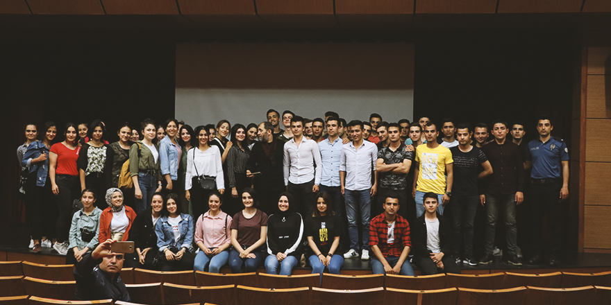 "GENÇLİK VE ŞUUR" KONFERANSI
