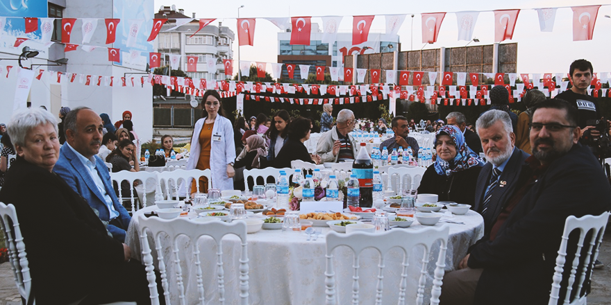 'ŞEHİT AİLELERİMİZ BİZİM BAŞ TACIMIZ'
