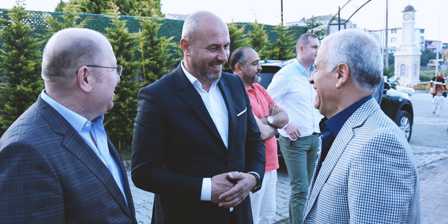 BALKAN TÜRKLERİ GELENEKSEL İFTAR SOFRASINDA BULUŞTU