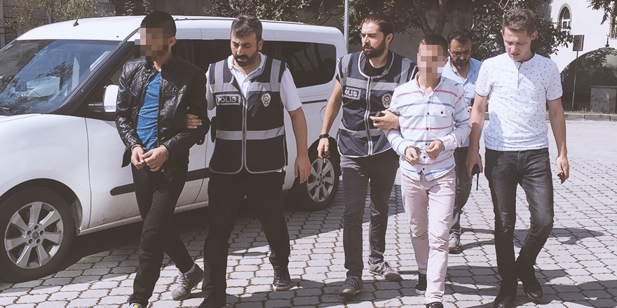 ETEK GİYDİREREK TEHDİT VE ŞANTAJ İDDİASI