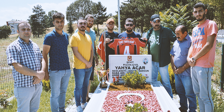 KAZANDIKLARI KUPAYI ŞEHİT BABASINA VERDİLER