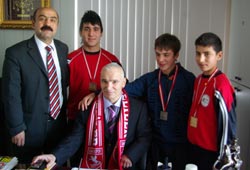 İl Özel İdare boksta bir numara