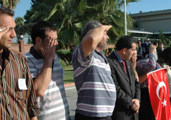 Asker selamıyla karşıladı