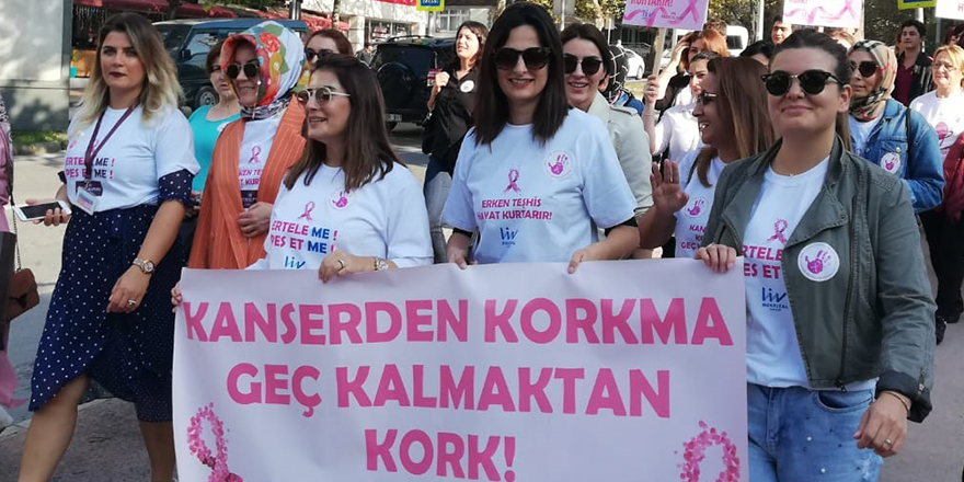 MEME KANSERİ İÇİN YÜRÜDÜLER