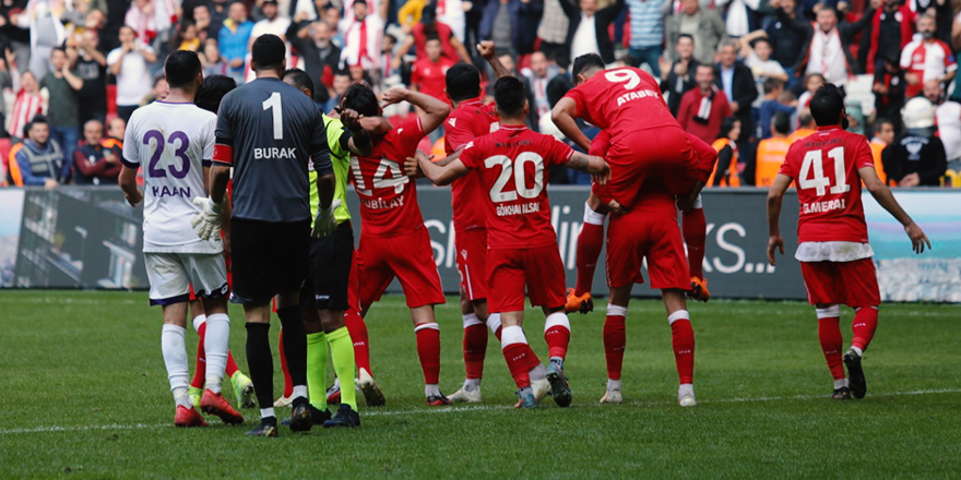 SAMSUNSPOR'DAN ÜÇ FUTBOLCU İÇİN AÇIKLAMA