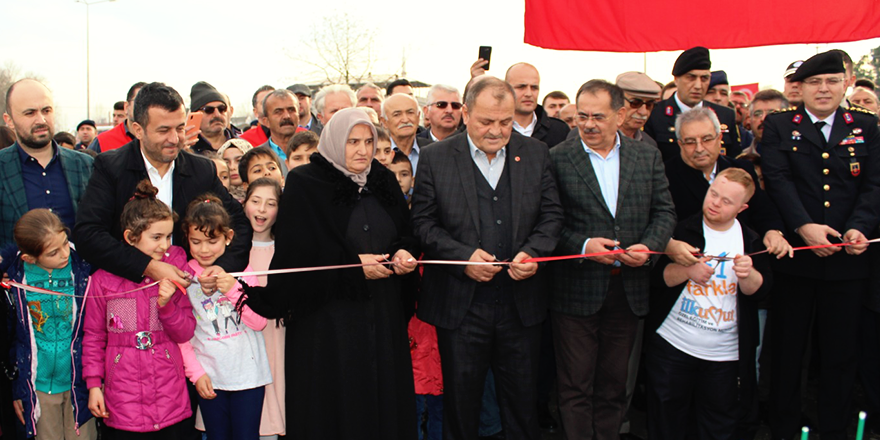 ÇARŞAMBA'DA ŞEHİT HASAN KAVUZ PARKI AÇILDI