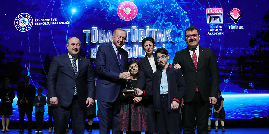 SAMSUNLU ÖĞRETMENE TÜBİTAK TEŞVİK ÖDÜLÜ