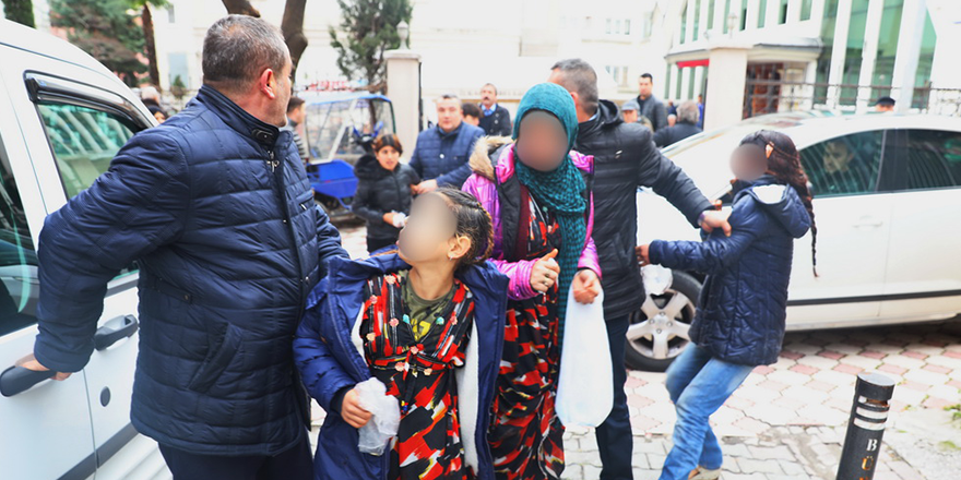 ZABITA EKİPLERİ DİLENCİLERE GÖZ AÇTIRMIYOR