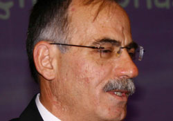 Rektör Akan'dan ziyaret açıklaması