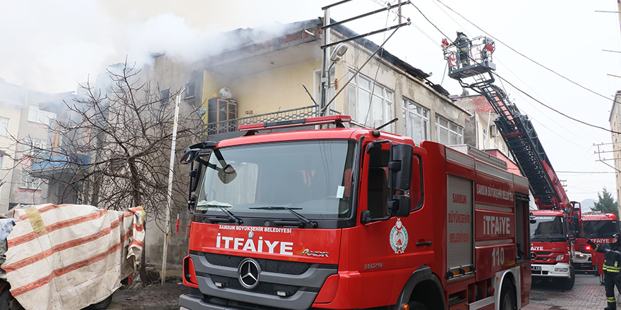 SAMSUN'DA KORKUTAN YANGIN