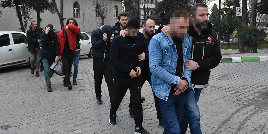 UYUŞTURUCU OPERASYONUNDA 5 TUTUKLAMA