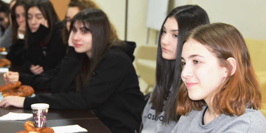 SAMSUN'DA 'BİLİM GENÇ KAFE' ETKİNLİĞİ