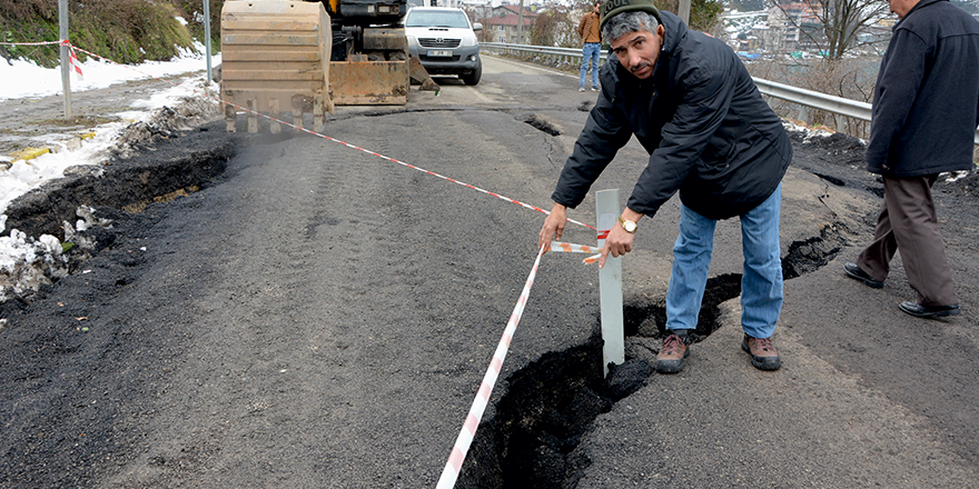 ORDU'DA ESKİ SAHİL YOLUNDA GÖÇÜK