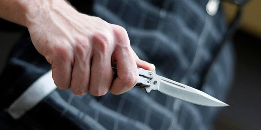 SAMSUN ADLİYESİNDE BIÇAKLI KAVGA: 1 YARALI