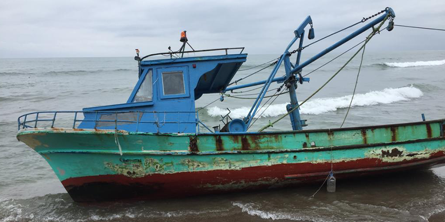 SAMSUN'DA ÇALINAN BALIKÇI TEKNESİ GİRESUN'DA BULUNDU