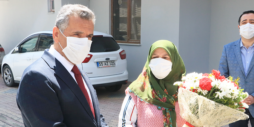 ŞEHİT ANNELERİNİN ANNELER GÜNÜ'NÜ KUTLADI