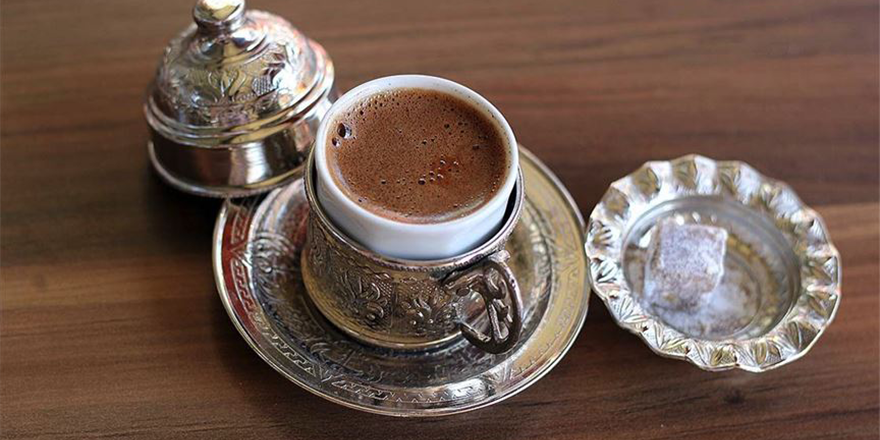 KOVİD-19 KAHVENİN 40 YILLIK HATRINI 'HİÇE SAYDI'