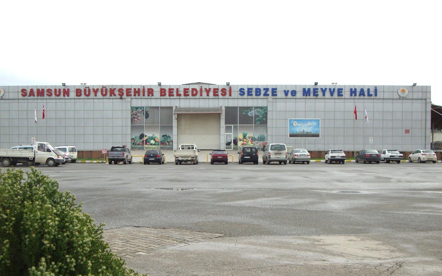 SEBZE VE MEYVE HALİNDE 110 BİN TON ÜRÜN İŞLEM GÖRDÜ